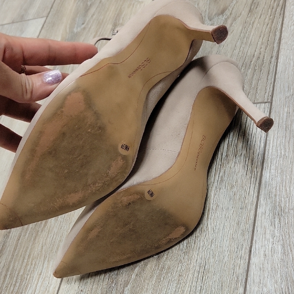 BCBGeneration Size 9 Thatcher Tan Suede Leather T-Strap Stiletto Pumps - Picture 8 of 8